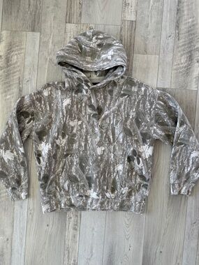Abercrombie & Fitch Cream and Gray Sherpa-Lined Hoodie